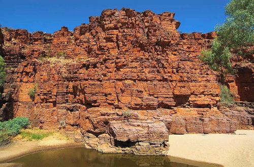 western-mcdonnell-ranges-red-centre-northern-territory-australia