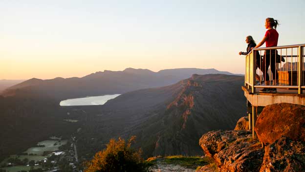 grampians-lookout-victoria-australia