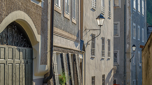 architecture-in-the-old-town-salzburg-austria-shutterstock2743714291