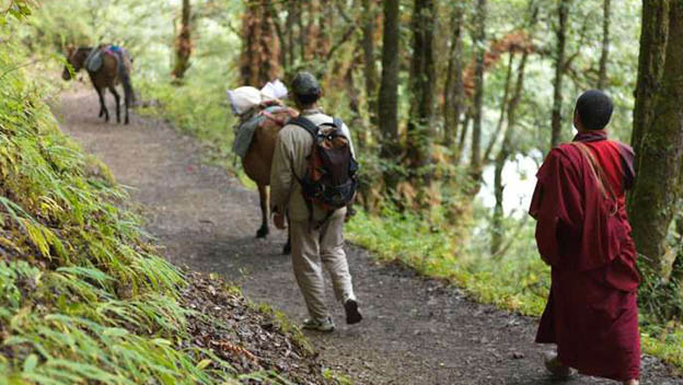 bhutan-walking-tour