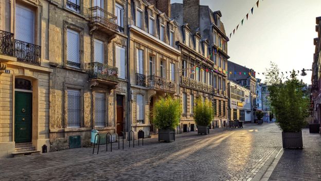 reims-cobble-roads-france