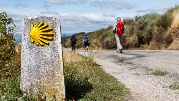 santiago-de-composta-pilgrim-route-scallop-shell-portugal