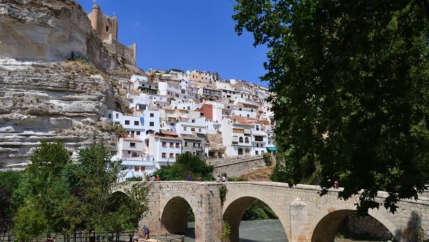 alcala-del-jucar-bridge-spain