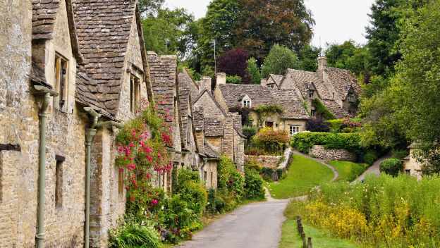 cotswolds-way-scotland-united-kingdom-europe