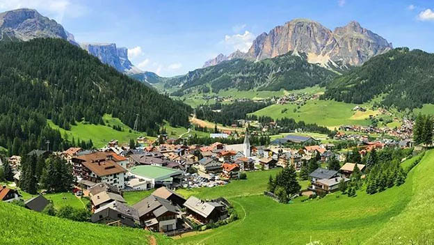 dolomites-hike-hut-to-hut