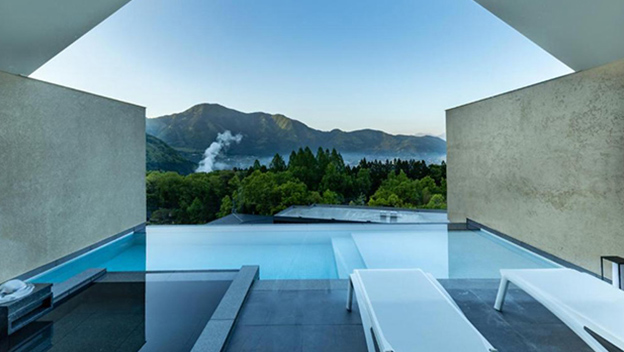 enowa-yufuin-oita-kyushu-japan-pool