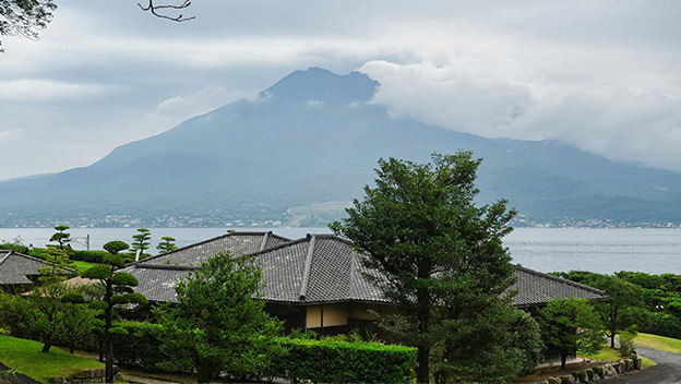 mount-sakurajima-kyushu-japan