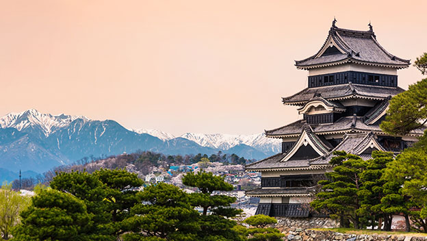 spring-matsumoto-castle