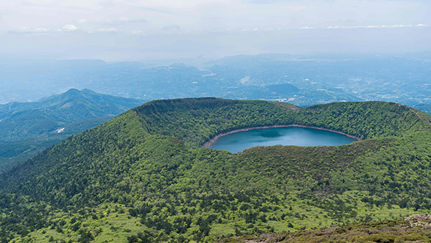 trekking-kirishima-kagoshima-kyushu-japan
