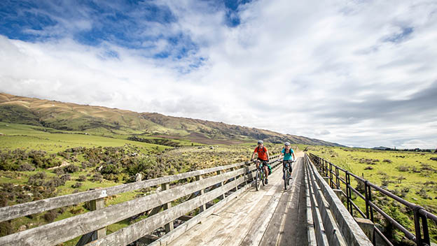 otago-central-rail-trail-miles-holden