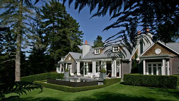 huka-lodge-exterior-view-new-zealand