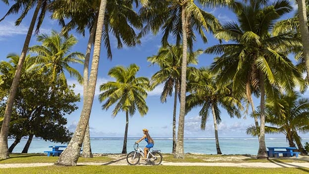 cook-islands-biking