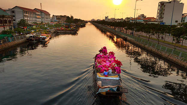 flower-market-vietnam