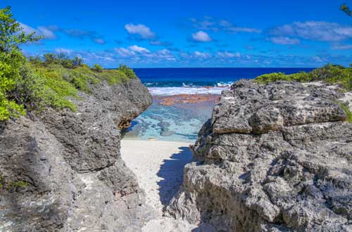 secluded-beach-mitiaro-cook-islands