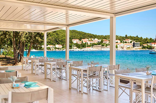 seasside-dining-aminess-port-9-resort-korcula-croatia-bookingcom