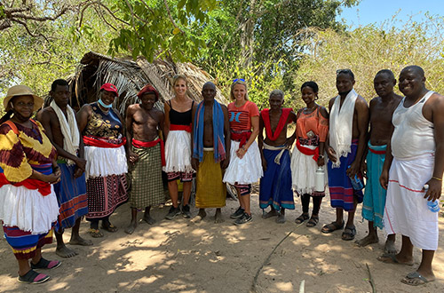 kenya-meeting-local-people