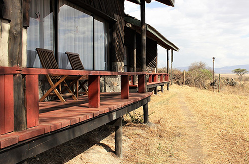 lake-nakuru-lodge-kenya-exterior