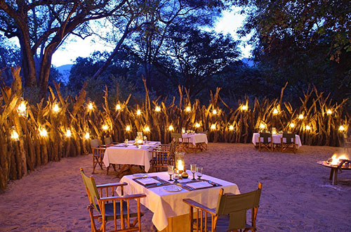 andbeyond-lake-manyara-tree-lodge-tanzania-dining-bush