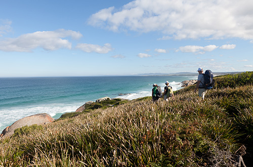 bay-of-fires-tasmania-australia-east-coast-walk
