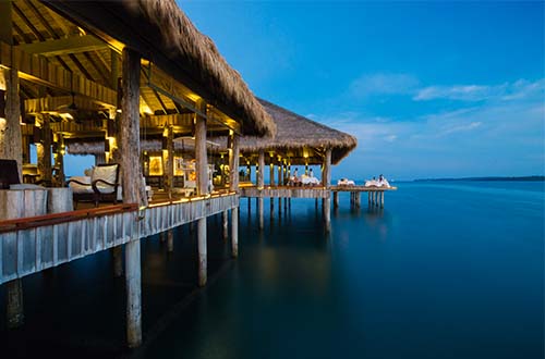 vista-restaurant-on-top-of-water-song-saa-ca-cambodia