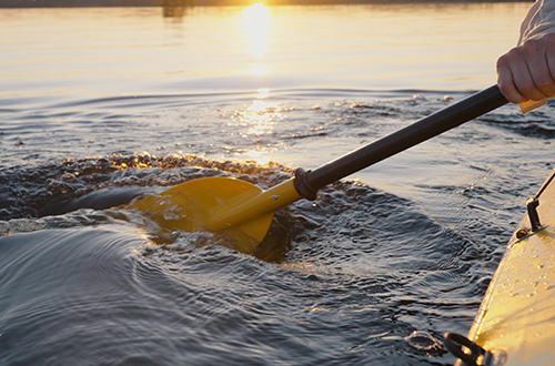 kayak-shutterstock2209254031