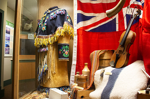 itsanitaq-museum-churchill-manitoba-canada-coat-violin