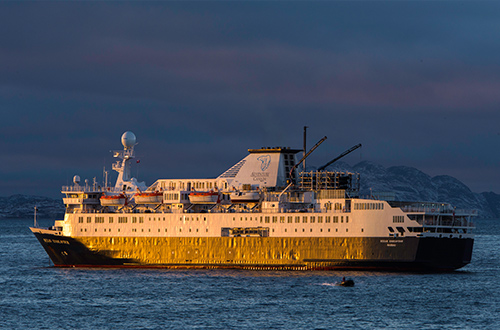 ocean-endeavour-cruise-ship-exterior-whale