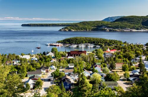 tadoussac-quebec-saguenay-st-lawrence-river-canada