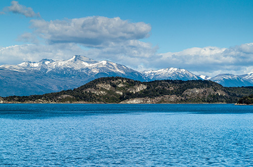 tierra-del-fuego-national-park-lapataia-bay