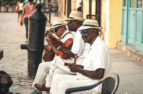 havana-cuba-band-playing