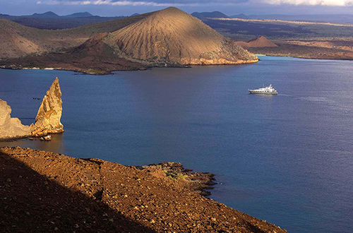 galapagos-ecuador-pinnacle-rock-aerial