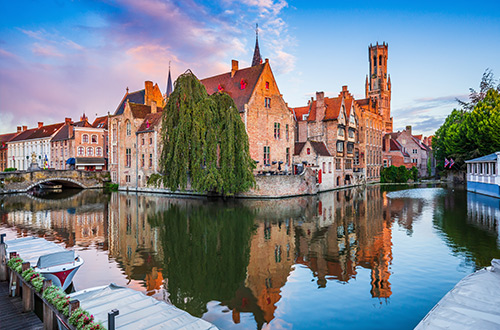 rozenhoedkaai-canal-bruges-belgium