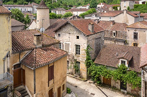 france-traditional-houses-view