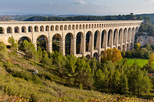 aqueduc-de-roquefavour-ventabren-france