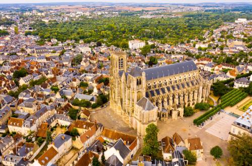 bourges-town-bordeaux-france-europe