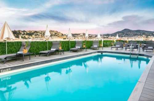 pool-splendid-hotel-and-spa-nice