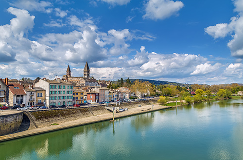 tournus-france-town