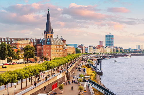 dusseldorf-germany-old-town