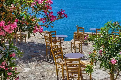 greece-dining-seaview