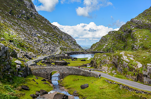 gap-of-dunloe-county-kerry-ireland