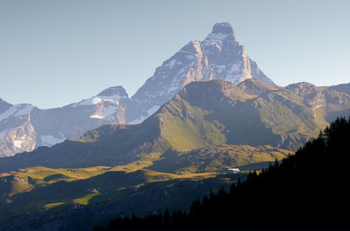 italy-grand-paradiso-matterhorn-view-from-italy