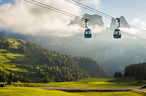 cable-car-gondola-dolomites