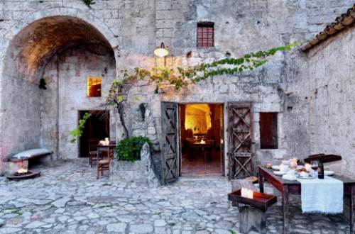 sextantio-le-grotte-delle-civita-exterior-italy