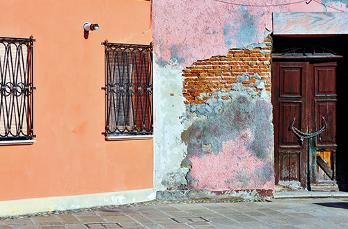 comacchio-town-ferrara-emilia-romagna-italy