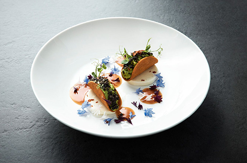 como-alpina-dolomites-italy-dining-meal