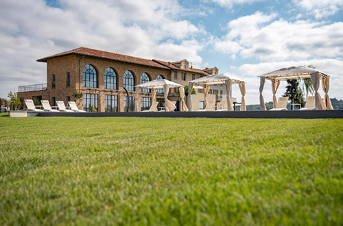 monvi-wine-relais-costigliole-dasti-piedmont-italy-exterior-pool