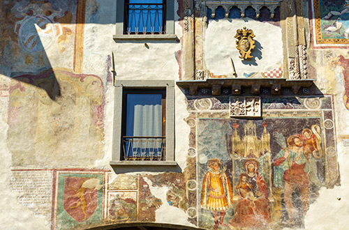 palazzo-comunale-clusone-bergamo-lombardy-italy