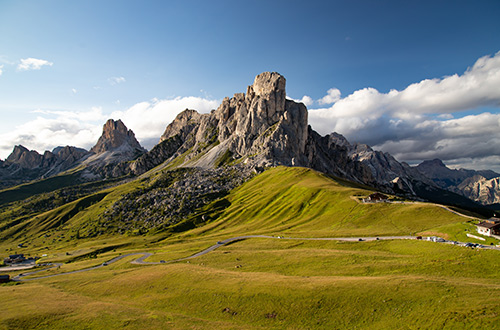 passo-giau-dolomites-italy