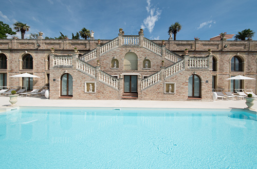 villa-cattani-stuart-pesaro-italy-pool-view