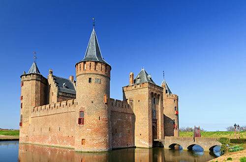 muiderslot-castle-muiden-netherlands